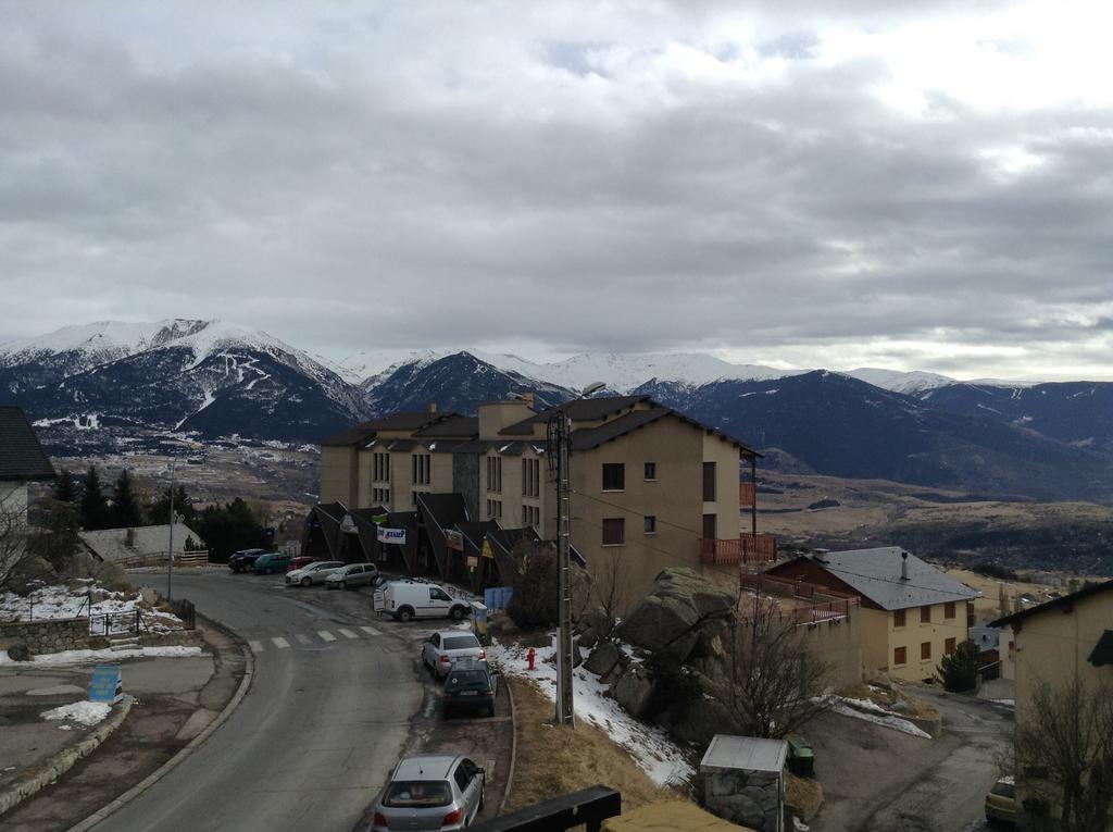 Le Trebens Centre Ville A 150M Du Telecabine Font-Romeu-Odeillo-Via Bilik gambar